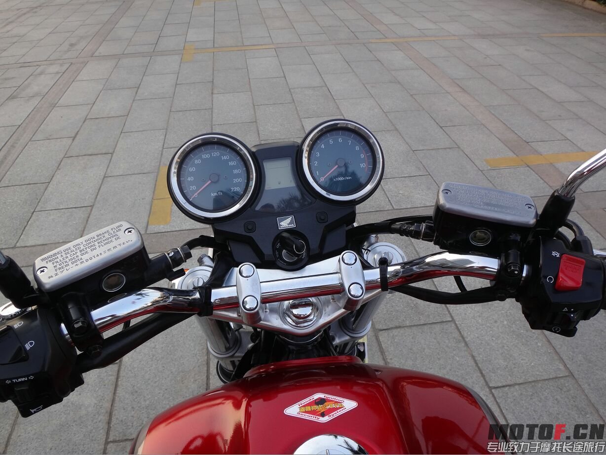 QQ图片20150428145246.jpg