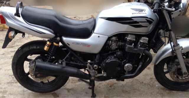 cb750左侧.jpg