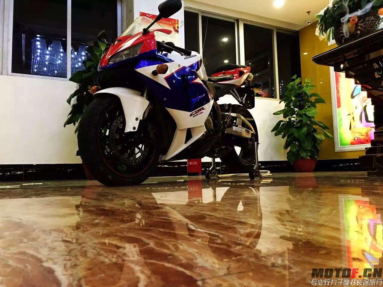 QQ图片20151130173520.jpg