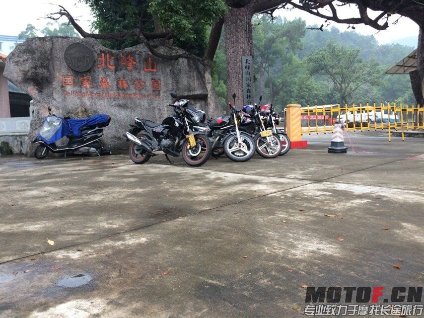 QQ图片20151202035004.jpg