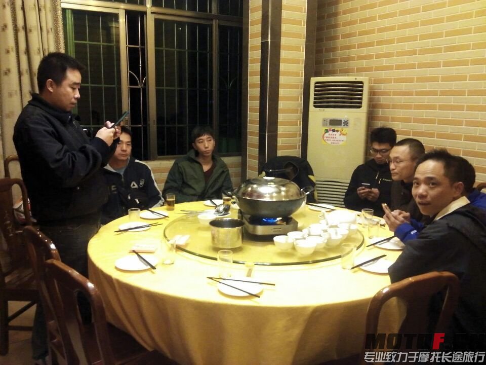 QQ图片20151205001802.jpg