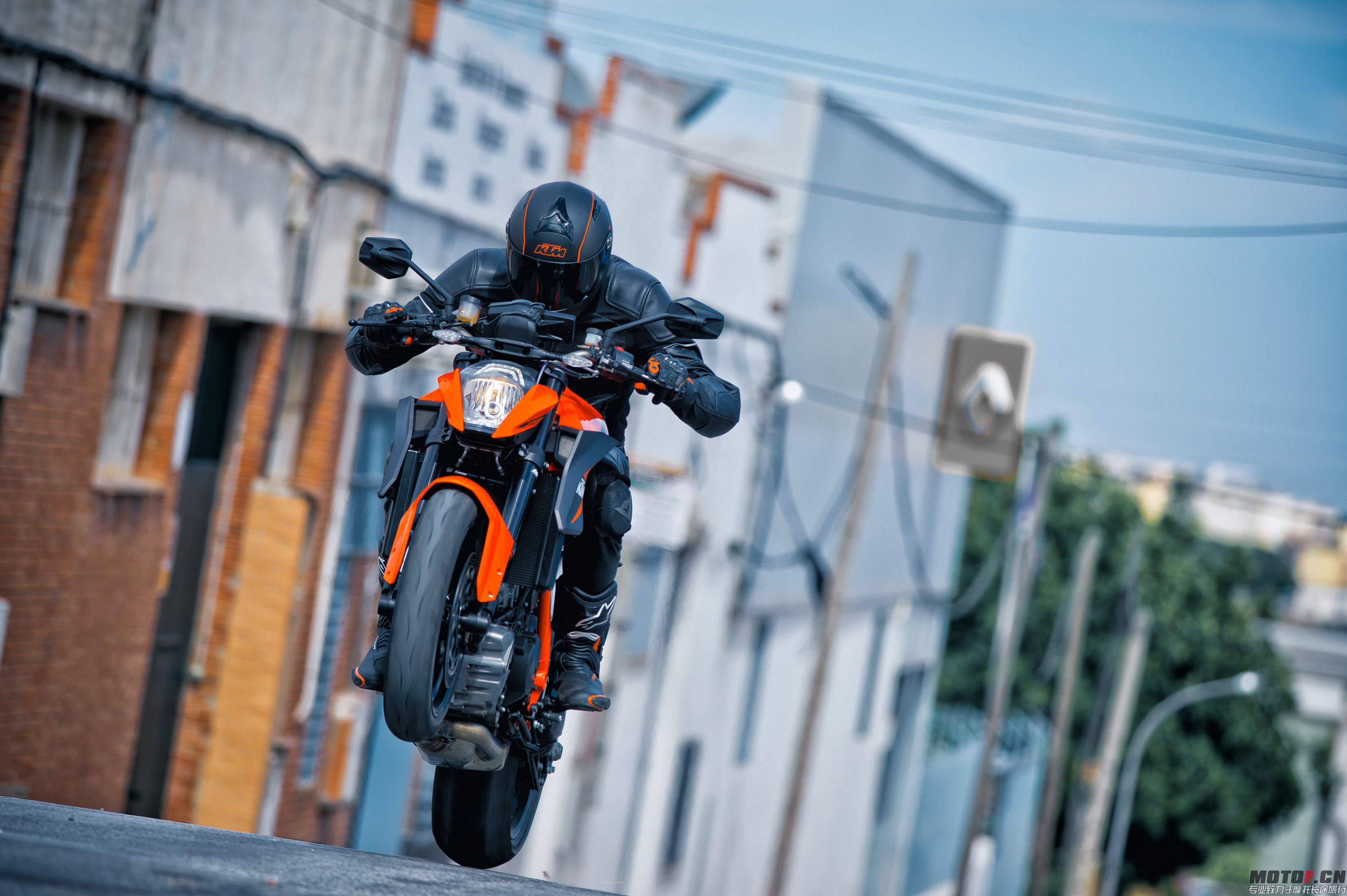 KTM 1290 SUPER DUKE R