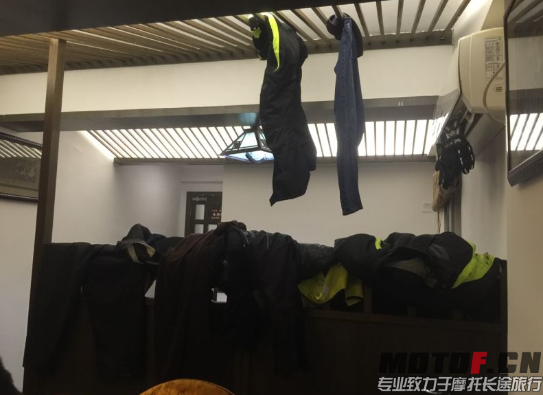 QQ截图20151210223105.png