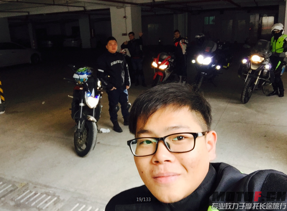 QQ截图20151210221813.png