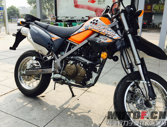 川崎klx150滑胎2.png