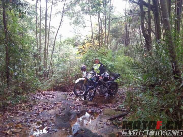 QQ图片20151213011037.jpg