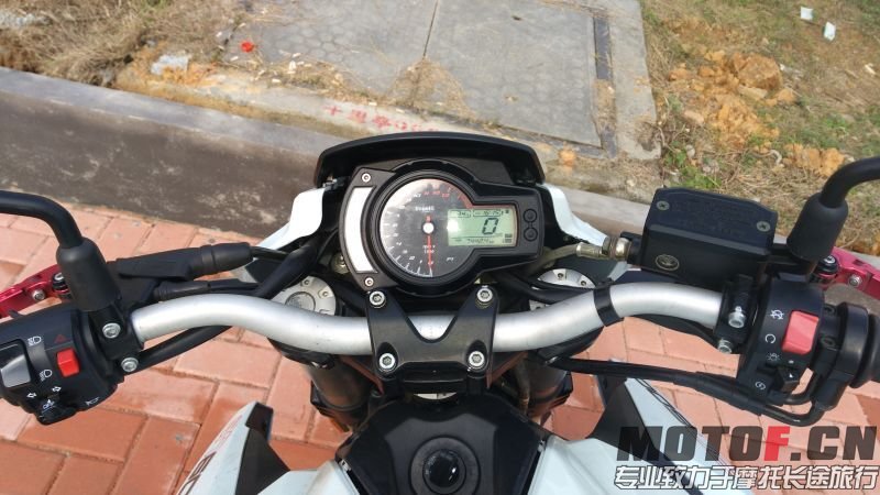 QQ图片20151217132340.jpg