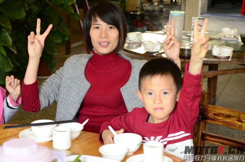 QQ图片20151216231043.jpg