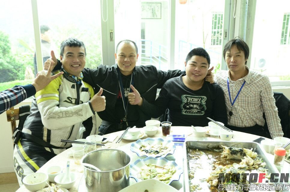 QQ图片20151216231127.jpg