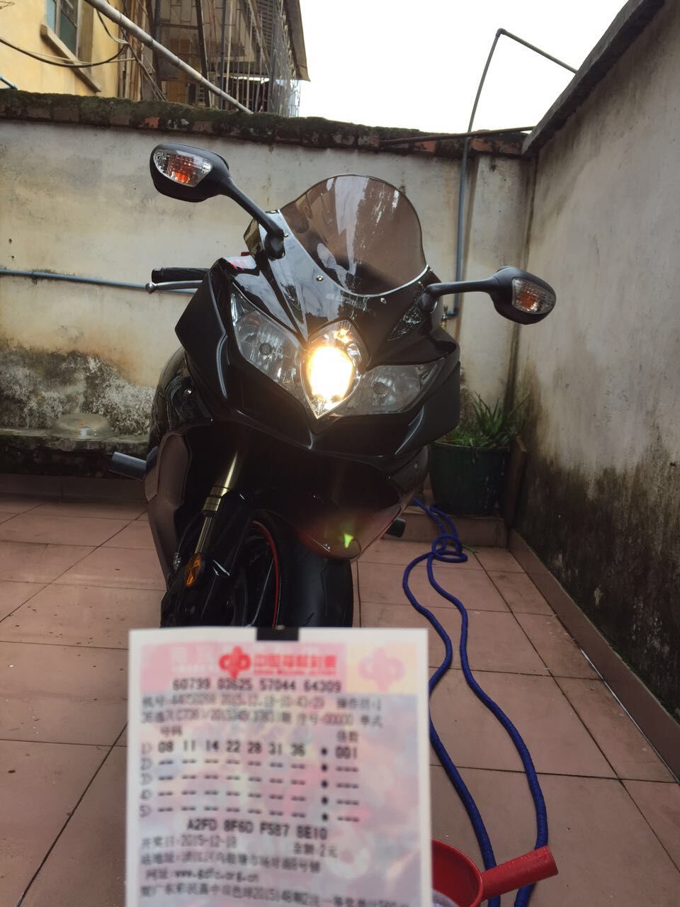QQ图片20151218133001.jpg