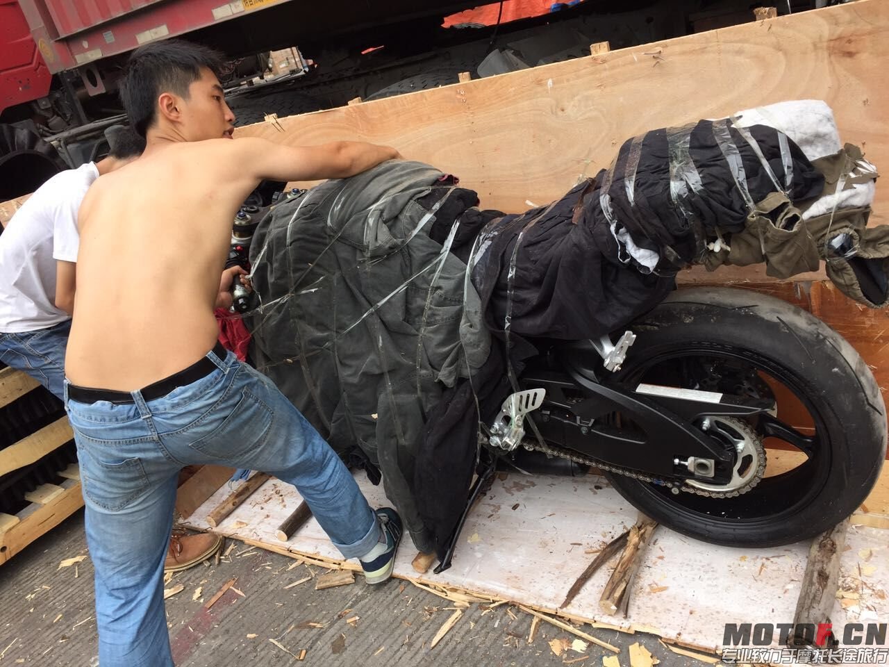 QQ图片20151218133905.jpg
