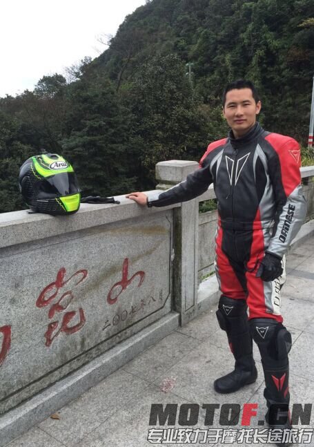 QQ图片20151227023310.jpg