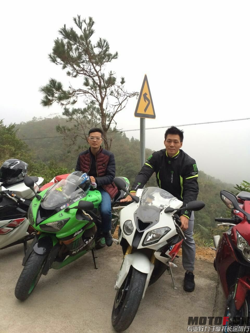 QQ图片20151228021016.jpg