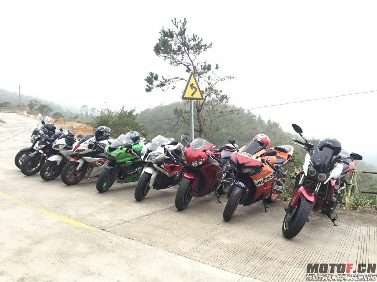 QQ图片20151228021130.jpg