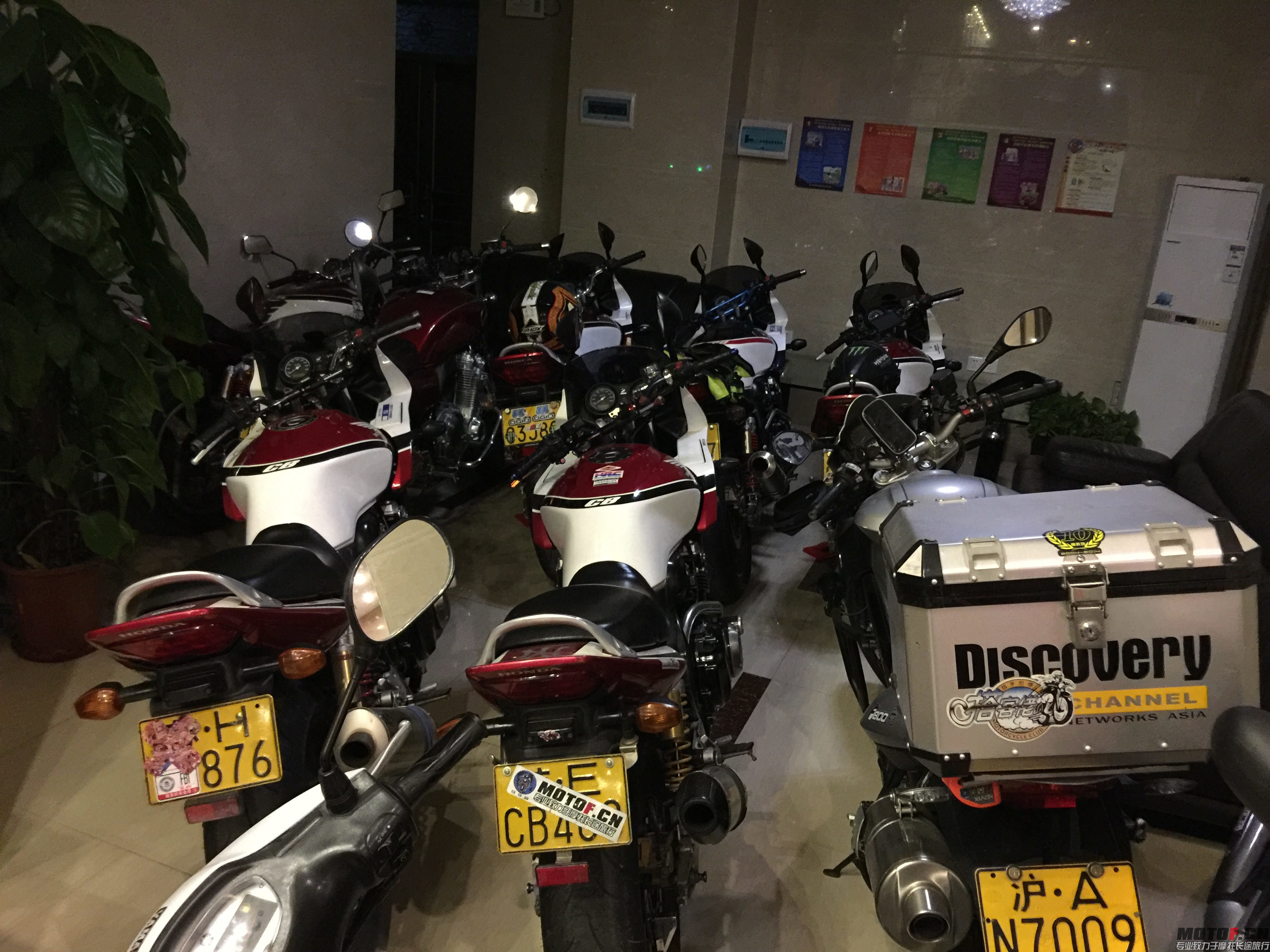 入住酒店然后泡个温泉