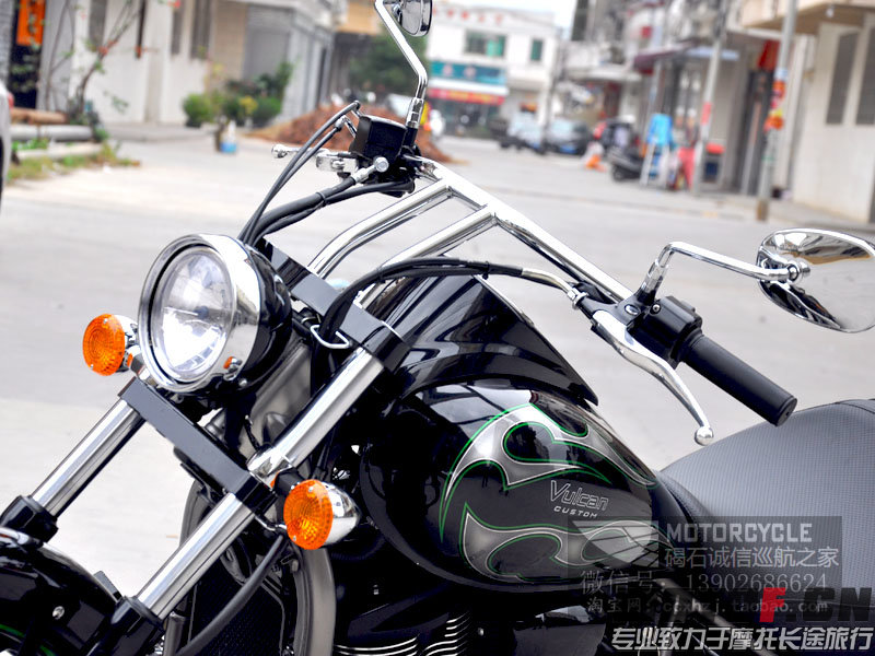 15年川崎火神VN900运动版改 (12).jpg