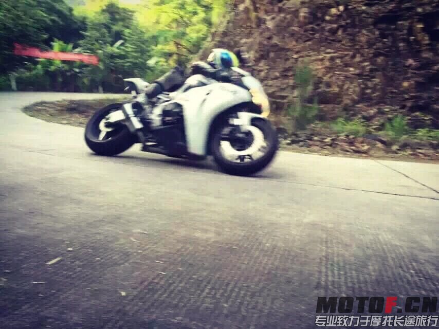QQ图片20160101113144.jpg