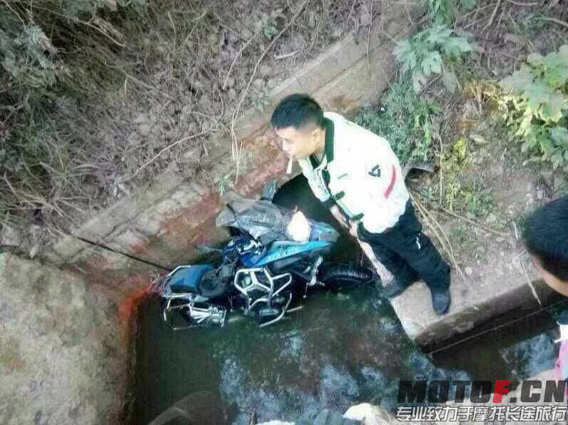 QQ图片20160214220345.png