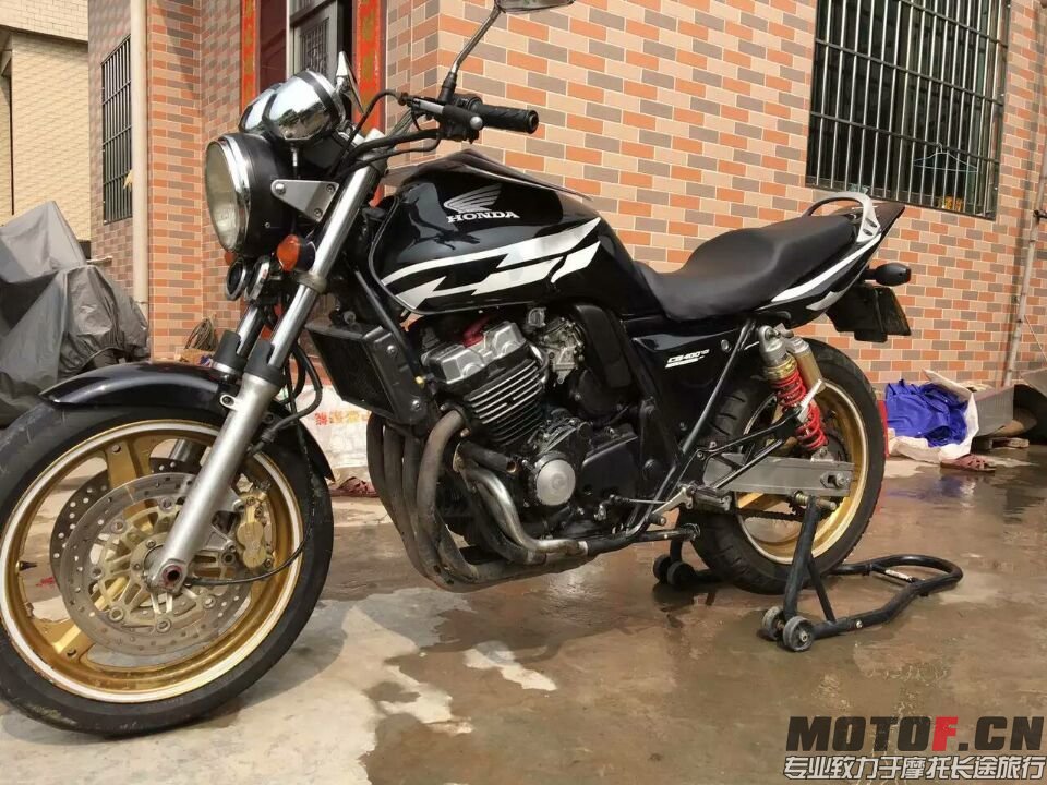 65FCA7D78AD9B009EC6895409104756C.jpg