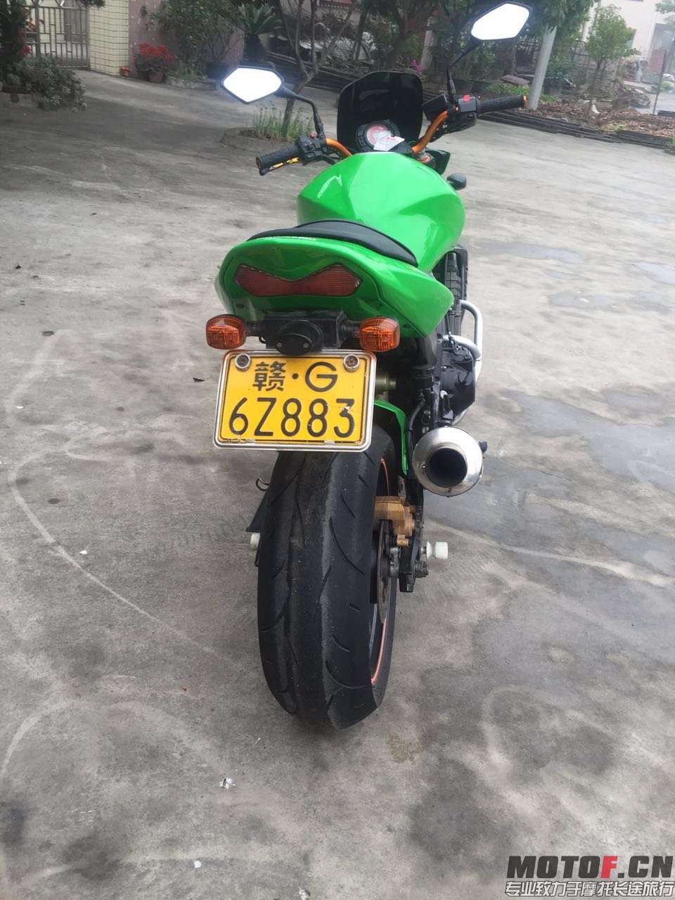 后.jpg