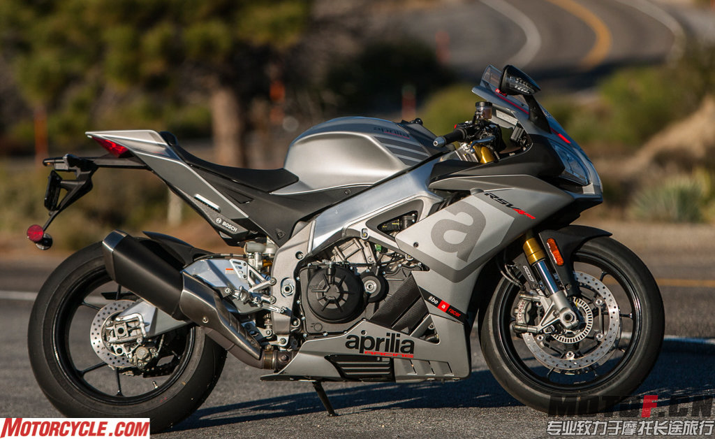 16K-Sportbikes-Aprlilia-Beauty_EBB9760.jpg