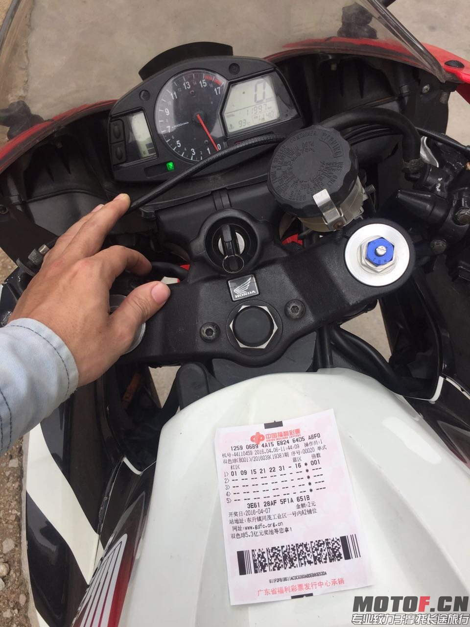 245707699411798589.jpg