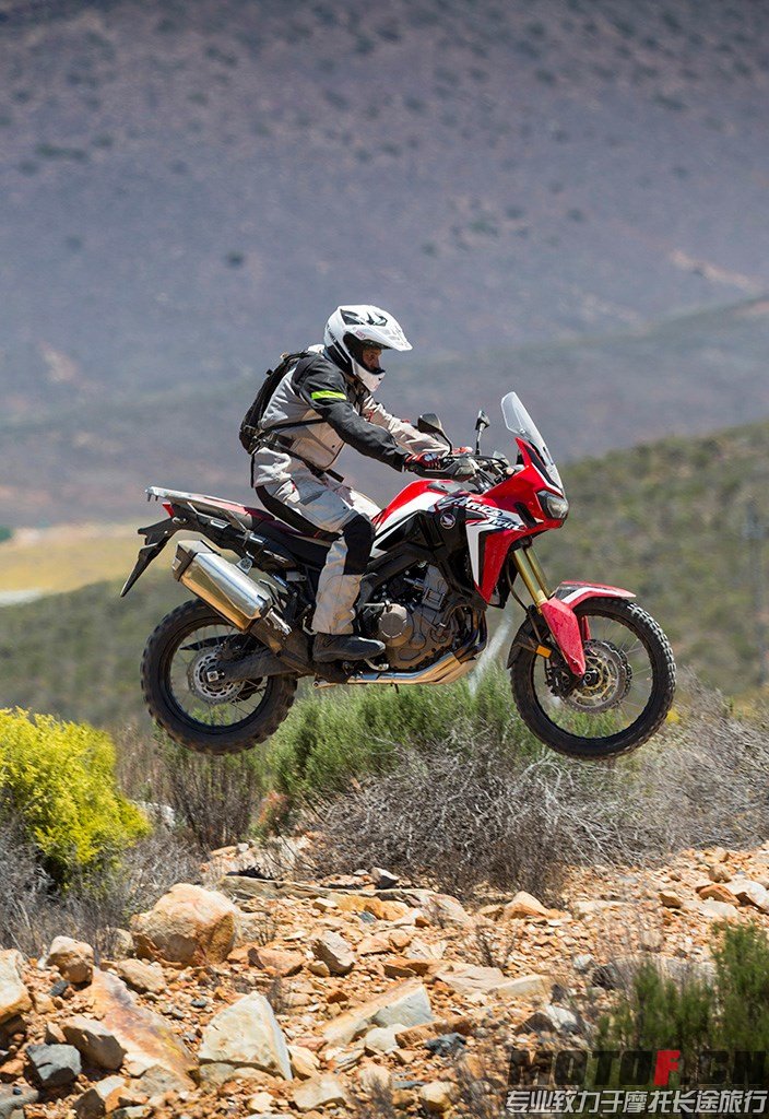 Africa_Twin_0010.jpg