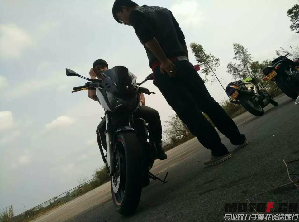 QQ图片20160412164427.jpg