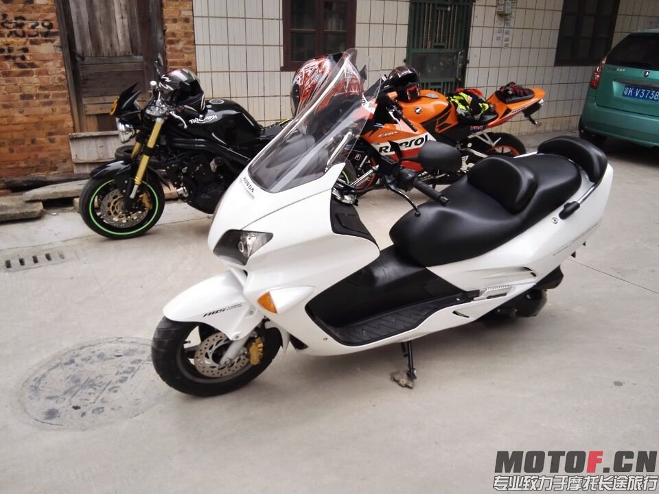 QQ图片20160420210611.jpg