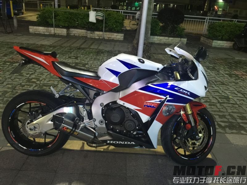QQ图片20160425234157.jpg