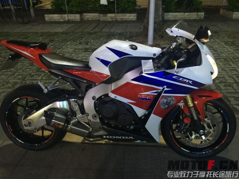 QQ图片20160425234219.jpg