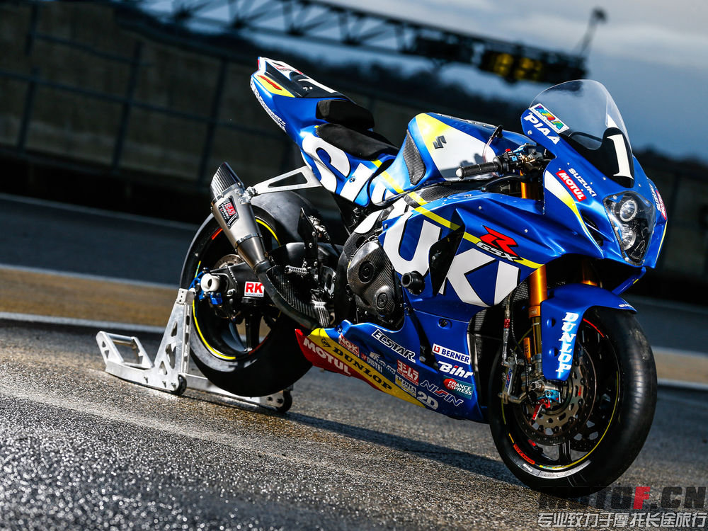 2016-sert-suzuki-gsx-r1000-1-teaser.jpg