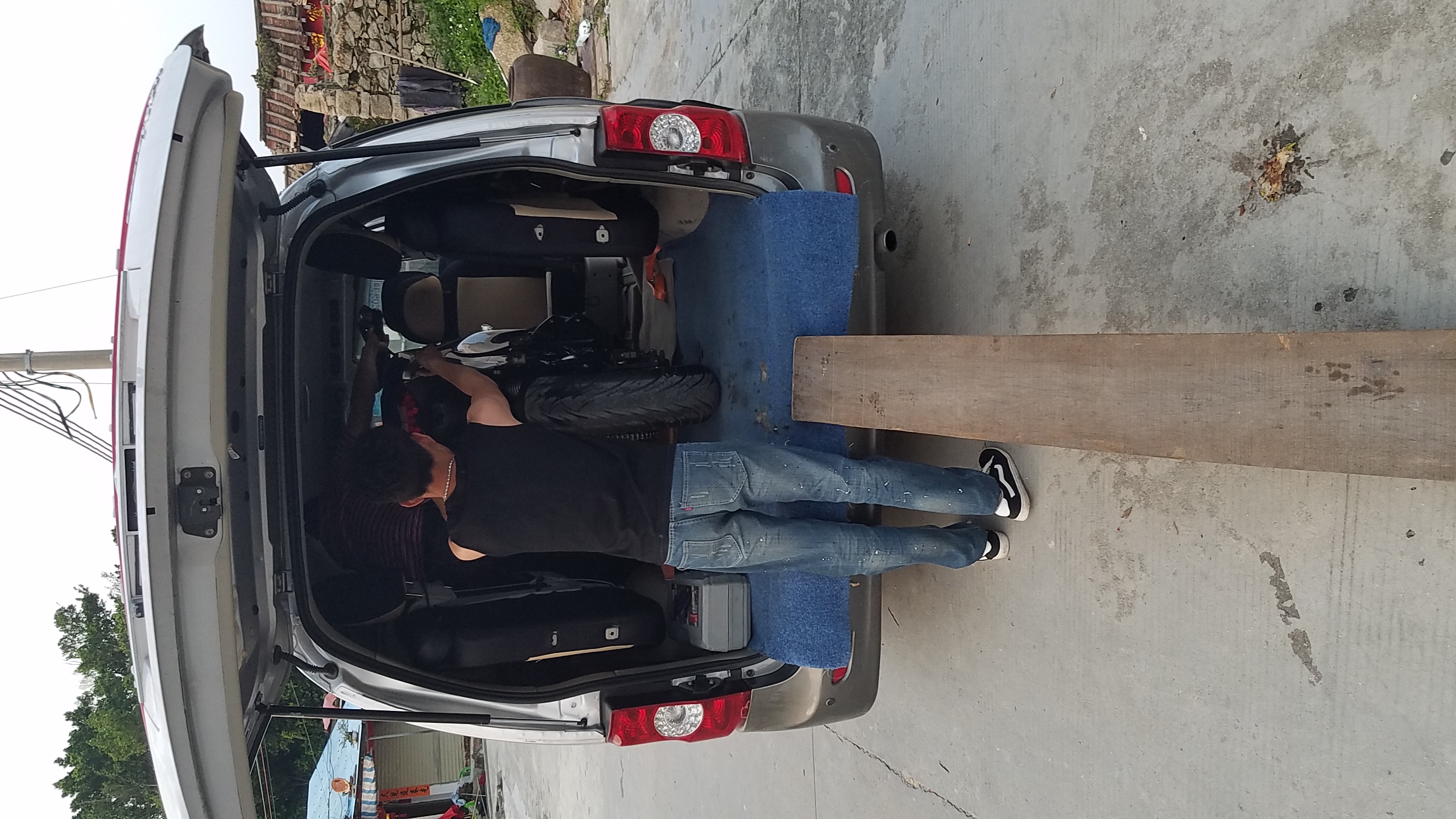 20160428_182410.jpg