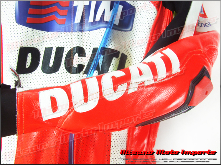 Ducati_Leathers_2016_8.JPG