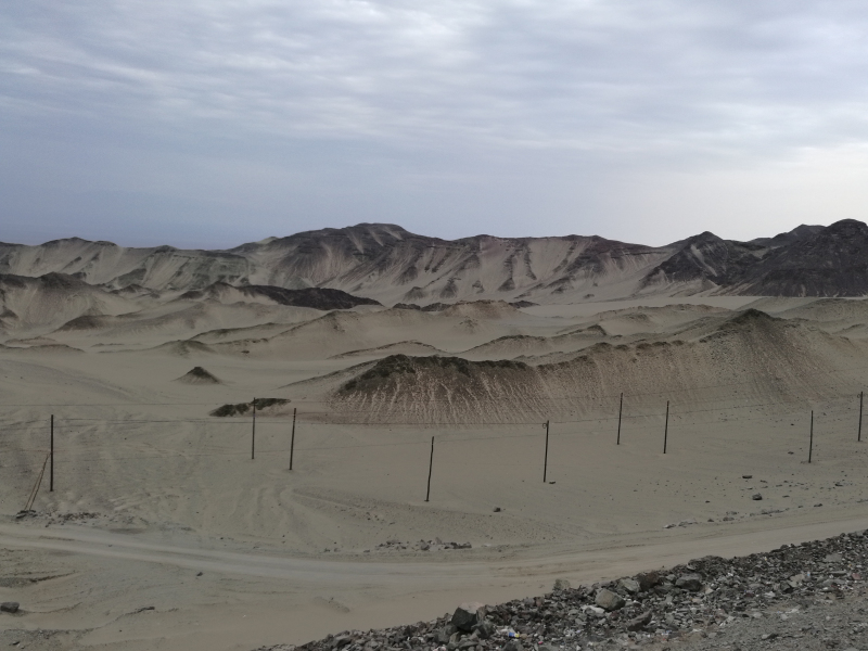 吐鲁番附件都是沙漠了