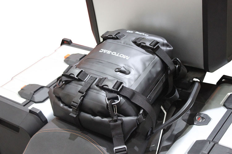 MOTO_SAC_10L_Dry_Bag_Black_8.JPG