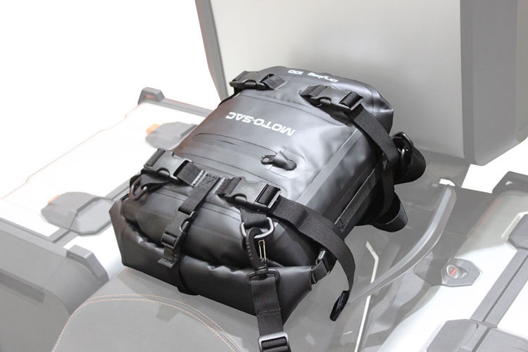 MOTO_SAC_10L_Dry_Bag_Black_15.JPG