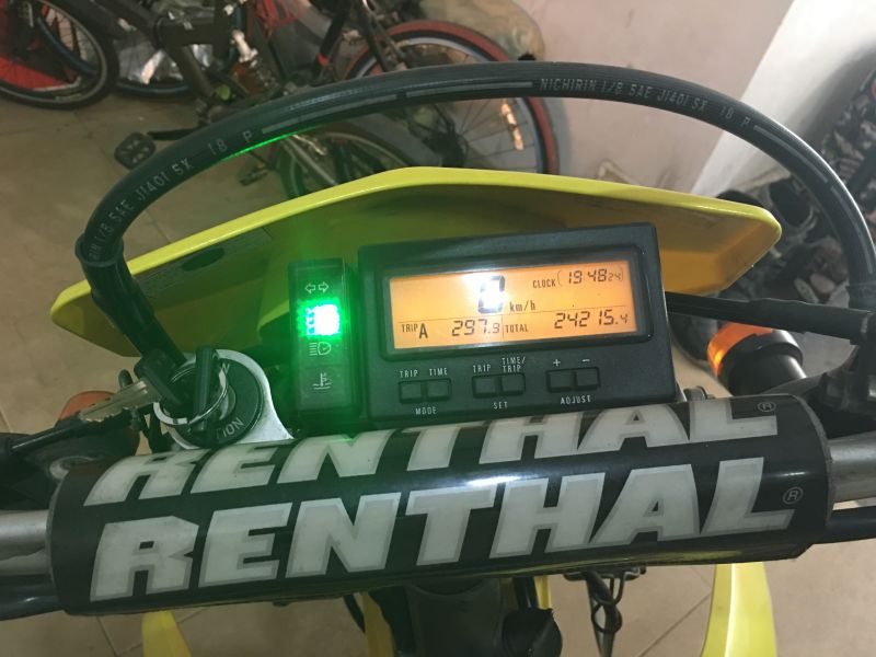 mmexport1475991354340.jpg