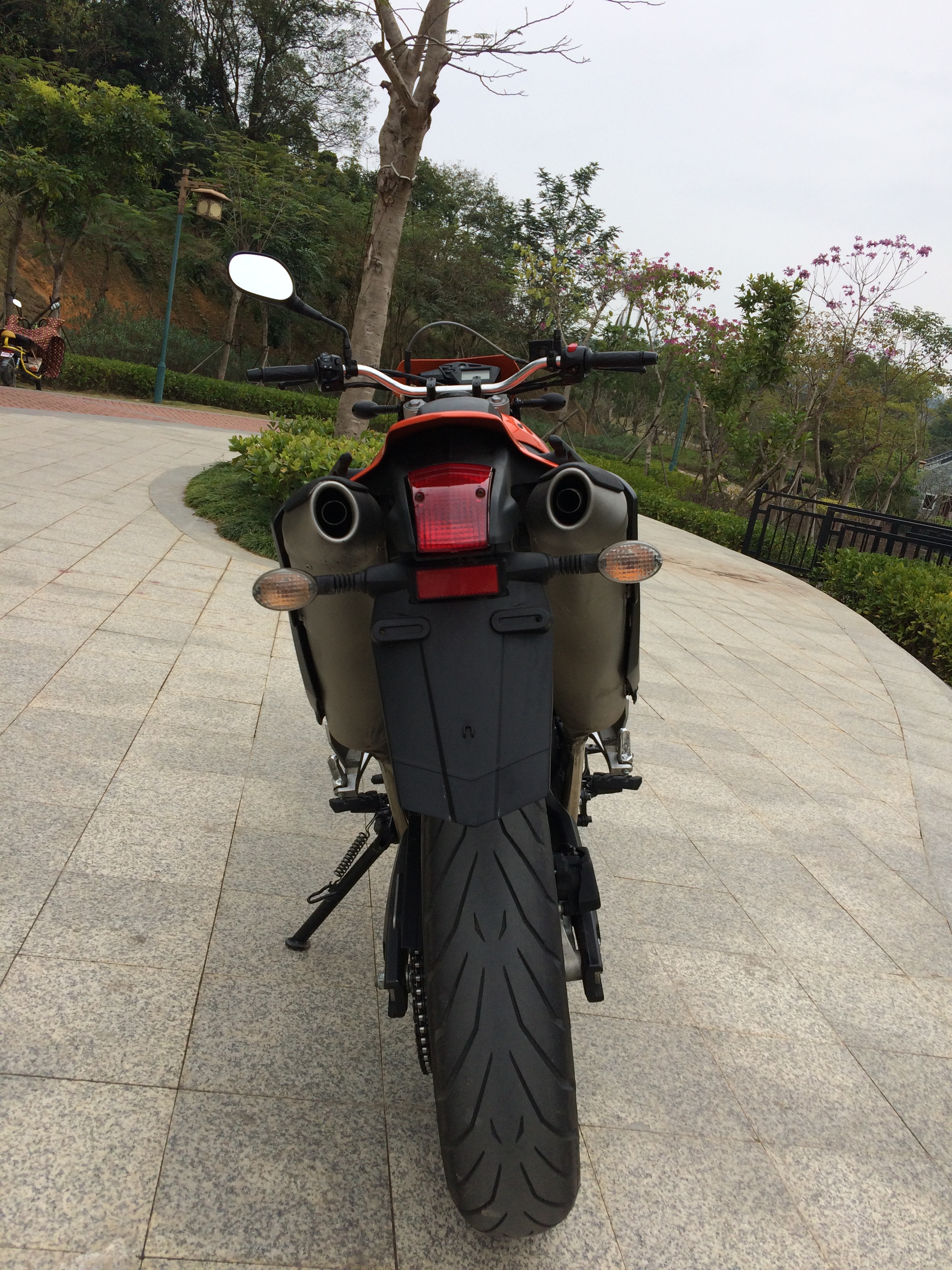 xt660x 10.JPG