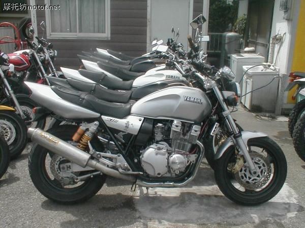 TIinx3z4.jpg