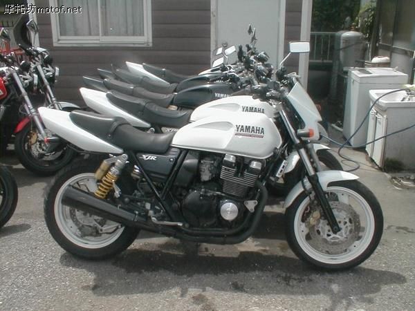 GKCJ7d9s.jpg