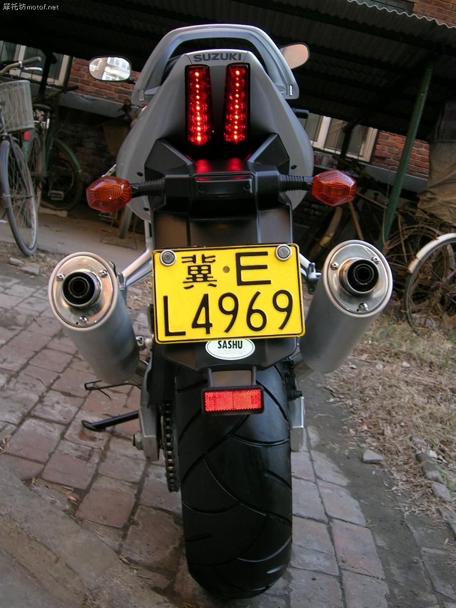 0z9cfgb6.jpg