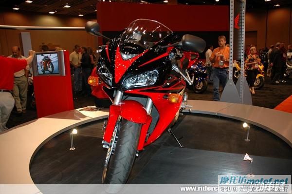 06的ＣＢＲ１０００