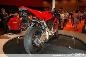 06的ＣＢＲ１０００