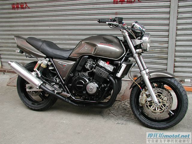[求助]本田..CB400CC是台這樣的