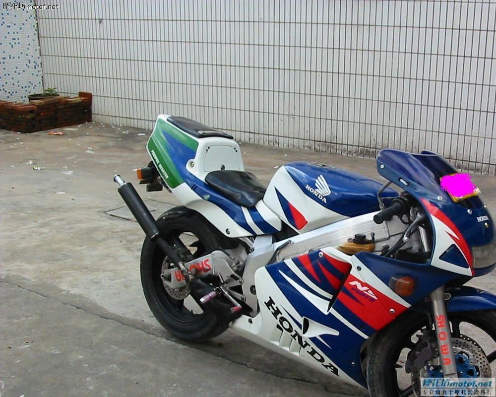 再卖有牌P3~~98户~~或换右胎小车~补差价~~