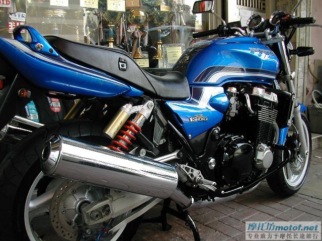 [推荐]代朋友穩車.CB400-1300CC,價錢10000-30000有這台車請回復