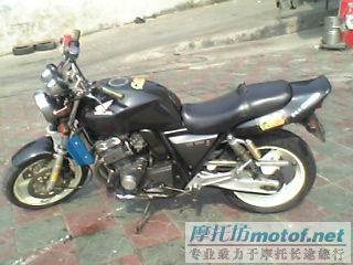 94 CB400....