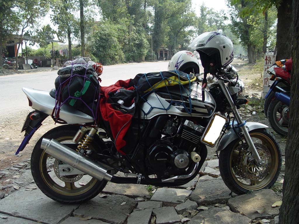 9成新98年cb 400