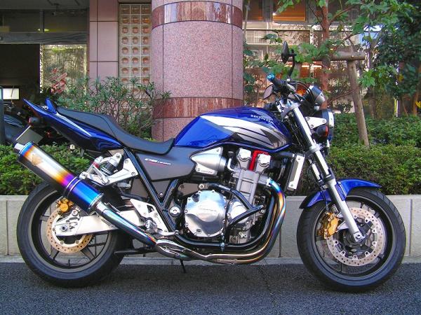 美丽传说：ＣＢ１３００